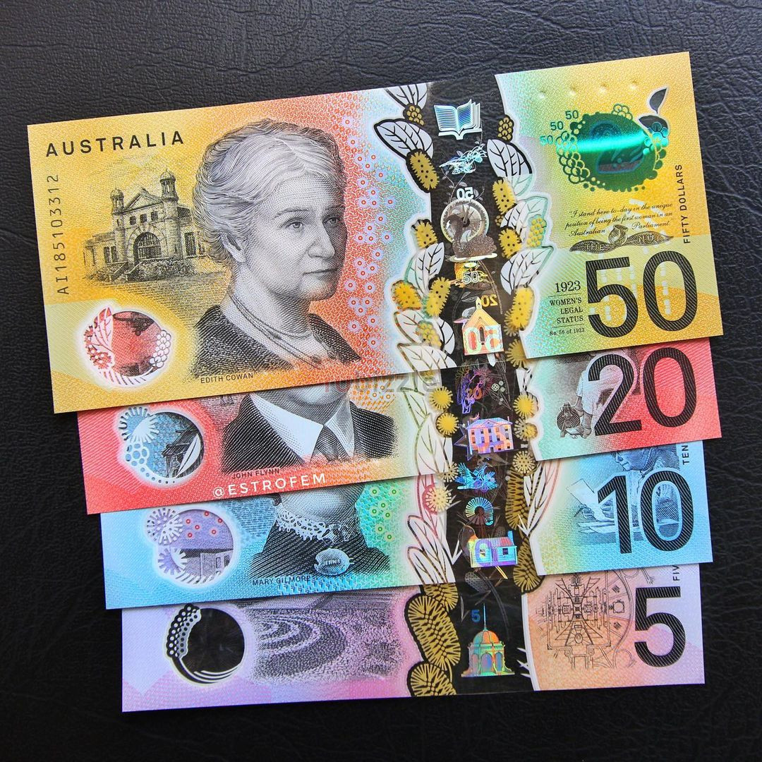 Fake money that looks real